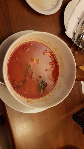 Opinii despre Vitorlás Étterem în Balatonlelle - Vendéglátás