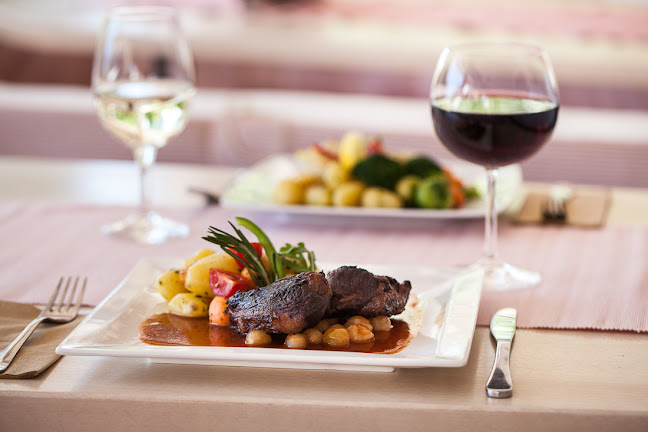 Comentarii opinii despre Gomba Étterem és Pizzéria