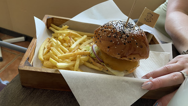 Tass, Telep u. 8, 6098