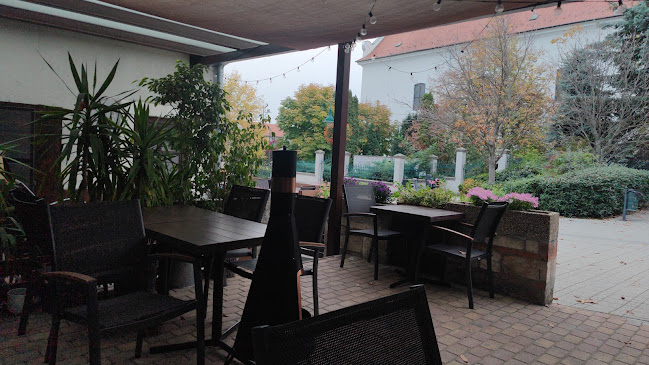 Budaörs, Templom tér 1, 2040