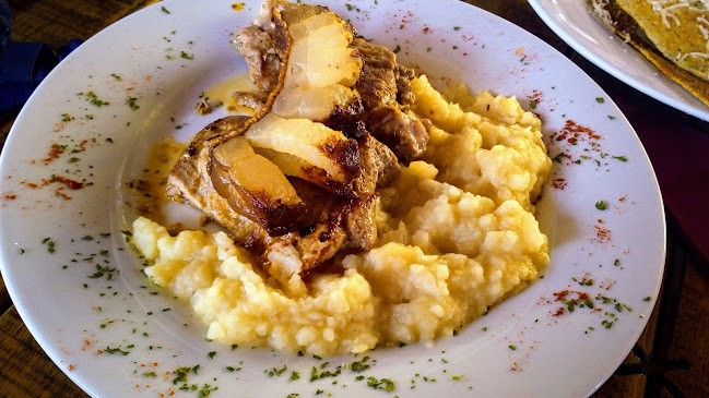 HBH Bajor Sörház, Étterem és Panzió