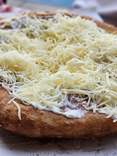 Opinii despre Pali Büfé kávézó în Budapest - Vendéglátás