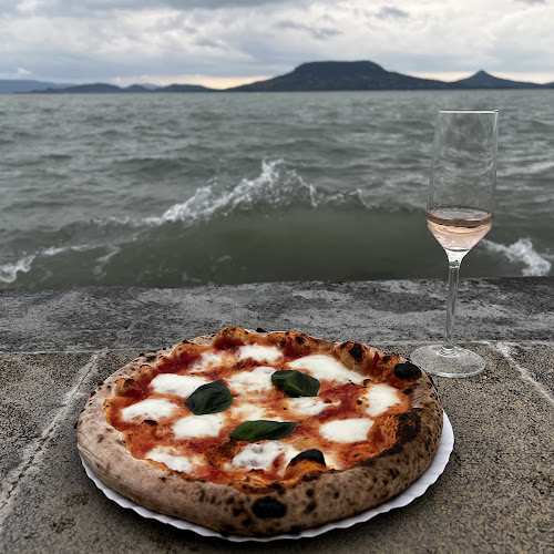 Mr. B's Fonyód balatoni ízei