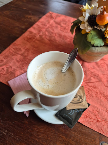 Opinii despre Mandala Garden Caffe în Mezőkövesd - Vendéglátás