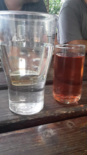 Laguna Presszó - Vendéglátás