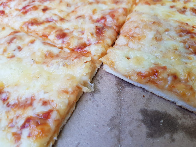 Comentarii opinii despre Pizzafaló Pizzéria