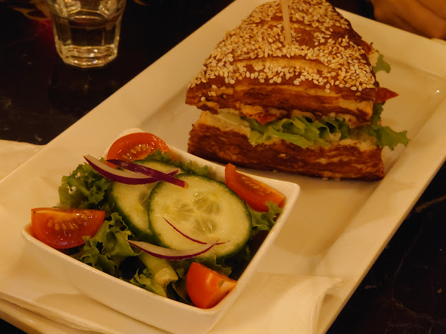 Művész Kávéház - Vendéglátás