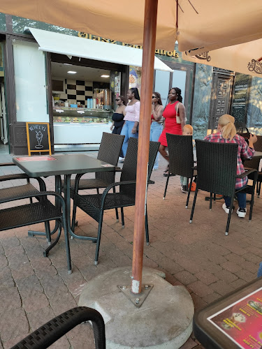 Venezia Fagylaltozó - Vendéglátás