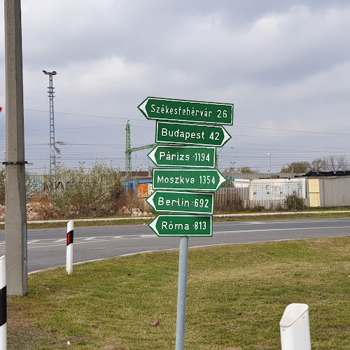 GRILL BÁR, Kápolnásnyék - Kápolnásnyék