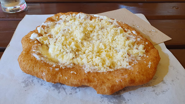 Opinii despre BoroZoli Strandbüféje în Balatonvilágos - Vendéglátás