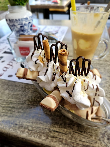 Opinii despre Lila Fagyizó în Eger - Vendéglátás