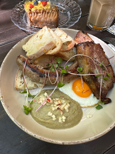 Opinii despre Marokko Cafe&Pub în Szeged - Vendéglátás