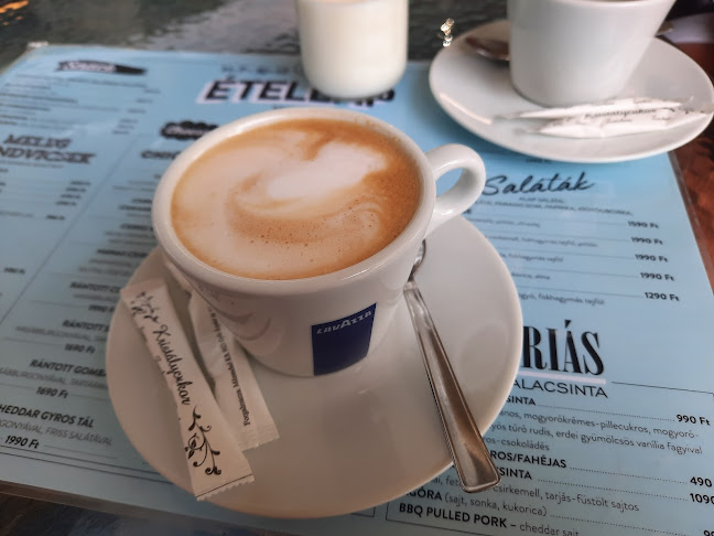 Szolnok, Hild János tér 1, 5000