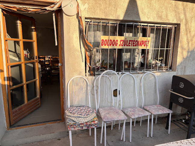 Léna Borozó - Vendéglátás