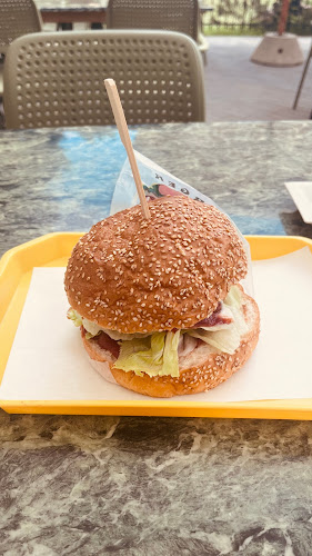 Opinii despre Arany Sellő Büfé în Fonyód - Vendéglátás