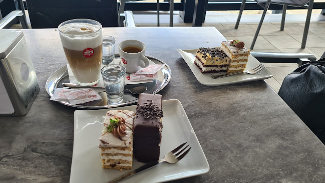 Royal Cukrászda - Maklár