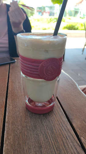 Opinii despre CoffeeShop Company Siófok în Siófok - Vendéglátás