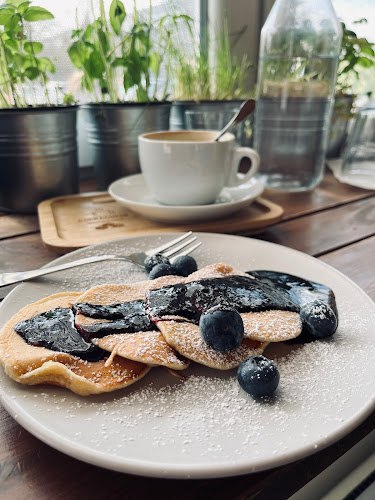 Comentarii opinii despre Kockacukor-Nem csak reggeli