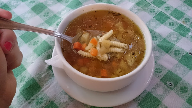 Comentarii opinii despre Templomkert Étterem és Söröző Szeged