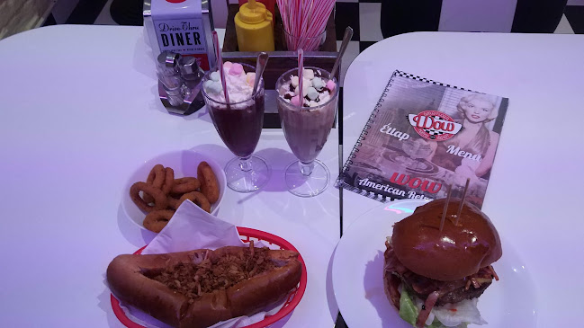 WOW American Retro Diner - Vendéglátás