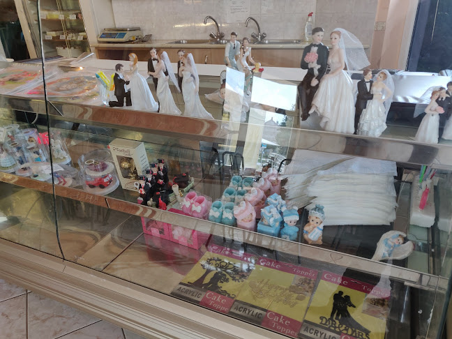 Comentarii opinii despre Édes Sziget Cukrászda és kávézó