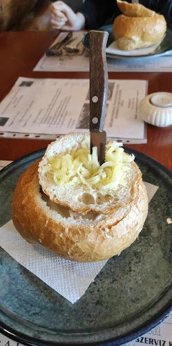 Tardos, Templom tér 14, 2834