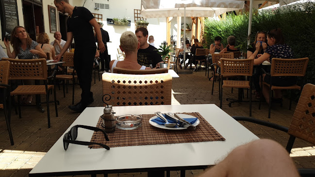 Cafe Intenzo - Vendéglátás