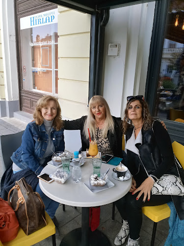 Belvárosi Krém Cukrászda - Vendéglátás