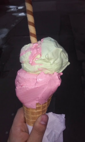 Comentarii opinii despre Boro fagyizó