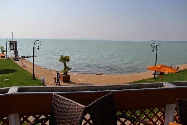 Comentarii opinii despre Sétány Étterem-Kávézó