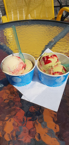 Opinii despre Vadása Fagyizó în Hegyhátszentjakab - Vendéglátás