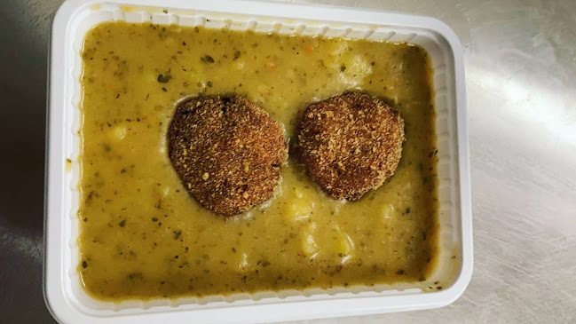 Opinii despre Medina Étterem és Pizzéria în Penc - Vendéglátás