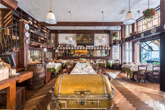Trattoria Pomo D'Oro - Budapest