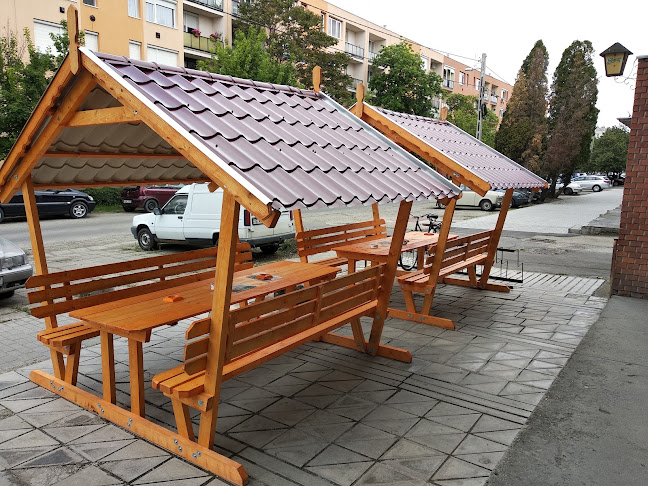 Comentarii opinii despre Tabán Amstel Söröző (Szép és Kürti Bt.)