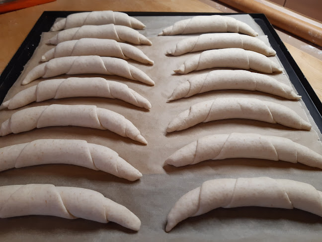 Gárdony, Balatoni út 57, 2484