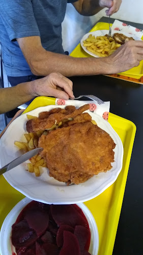 Comentarii opinii despre Mizsei Büfé Falatozó