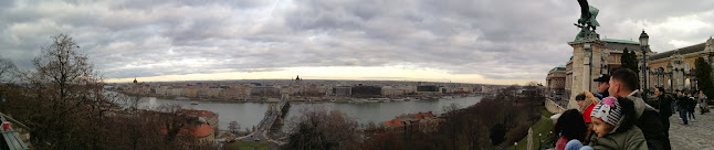 Starbucks Castle - Budapest