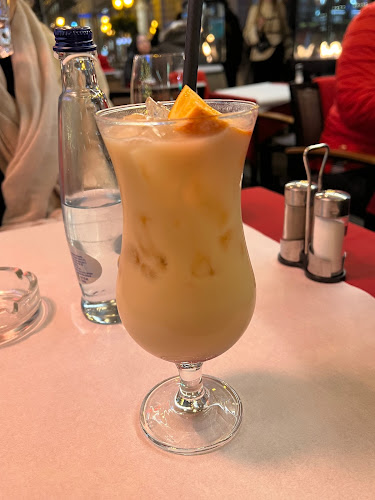 Opinii despre La Lucia Restaurant în Budapest - Vendéglátás