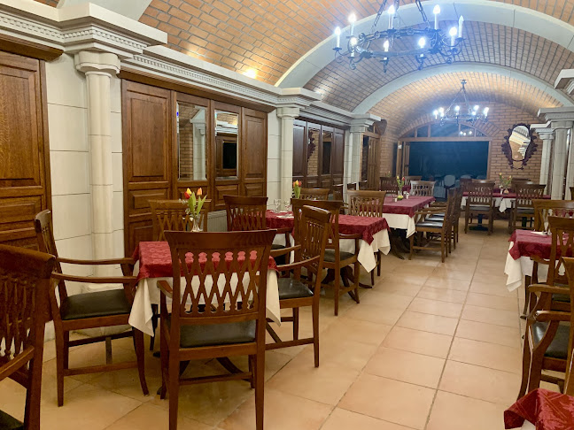 Opinii despre Ködmön Csárda în Eger - Vendéglátás