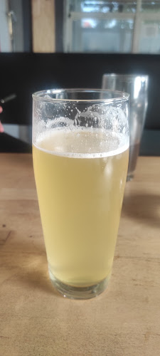 Comentarii opinii despre Synthesis Kézműves Söröző, Sörbolt