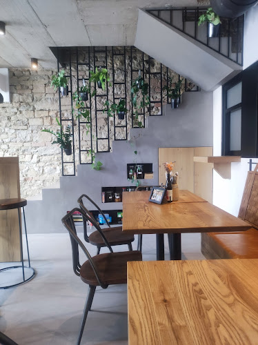 Vasüzlet - Vendéglátás