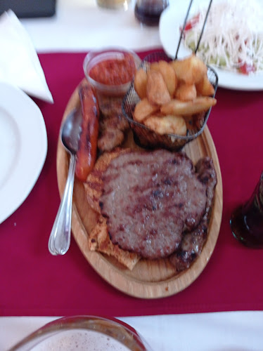 Szentendre, Duna korzó 6, 2000