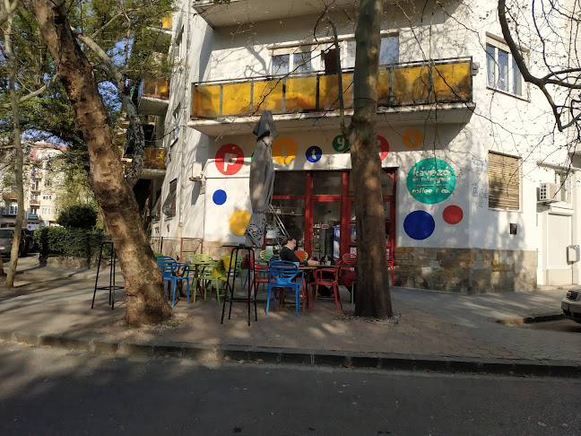 Pöttyös kávézó - Budapest