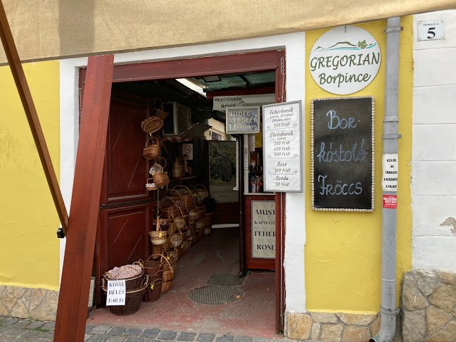 Comentarii opinii despre Gregorian Pince, Magyaros Ízek Boltja