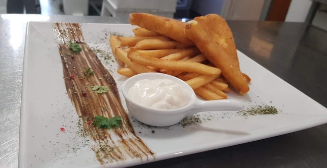 Bor & Bazsalikom Pizzéria, Étterem