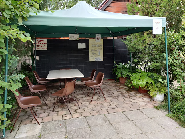 Opinii despre Halas Karcsi Büféje ( Best fish place at Balaton) în Zamárdi - Vendéglátás