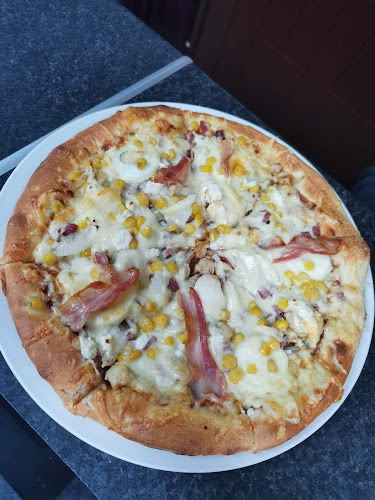 Comentarii opinii despre Tulipán Pizzéria