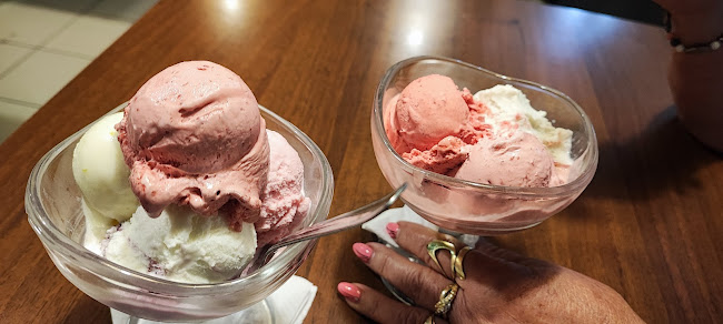 Harangvirág cukrászda