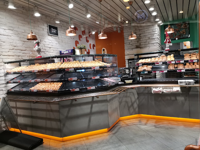 Opinii despre Fornetti - Ferenciek tere în Budapest - Vendéglátás