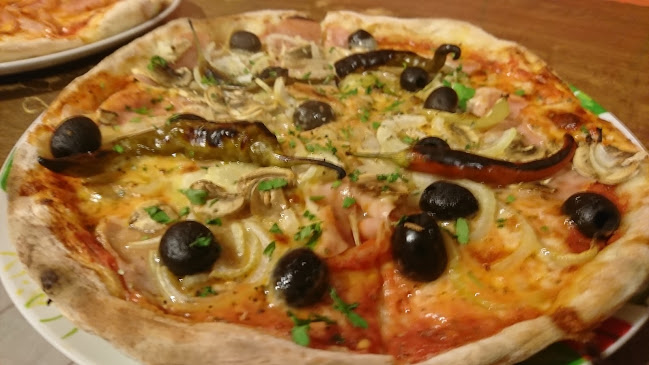 Rozmaring Kiskert Vendéglő és Pizzéria